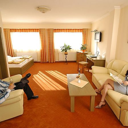 Hotel Bavaria Abda Δωμάτιο φωτογραφία